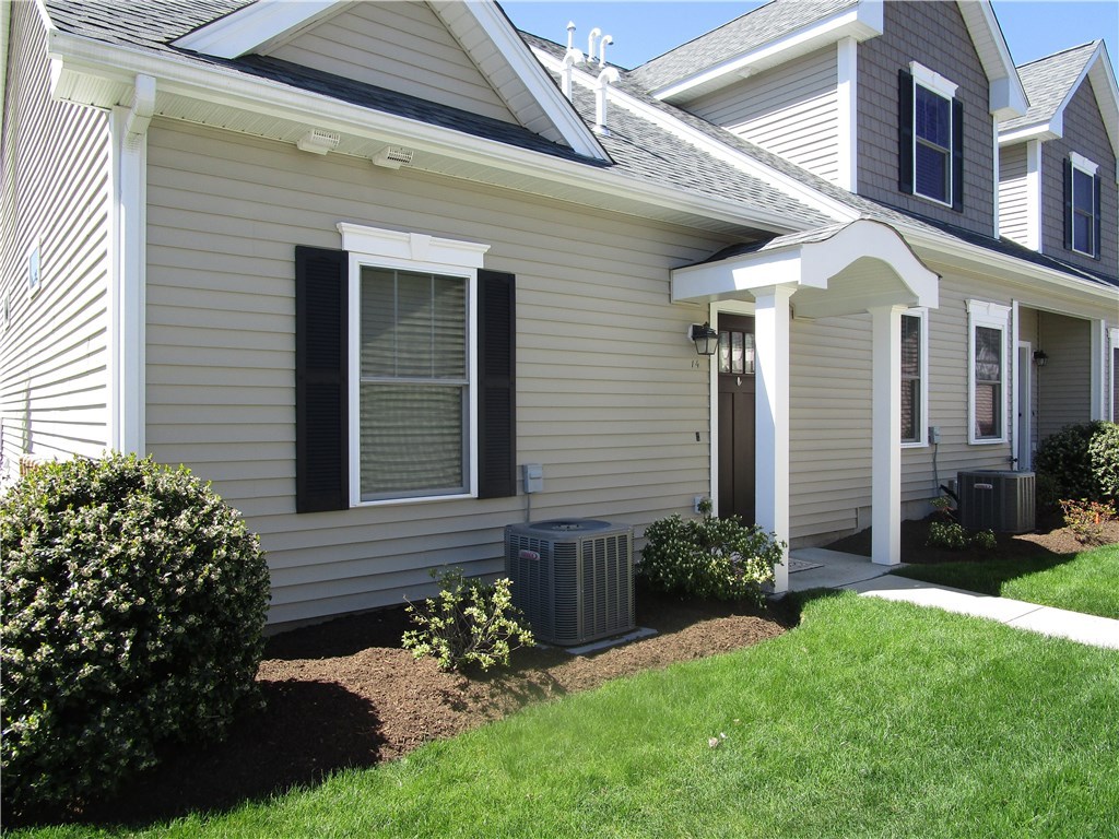 301 West Shore Road, Unit 14 Warwick, RI 02889 - Photo 31 of 34