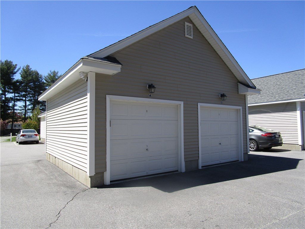 301 West Shore Road, Unit 14 Warwick, RI 02889 - Photo 32 of 34