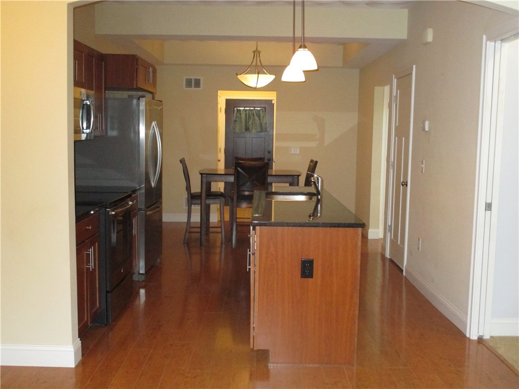301 West Shore Road, Unit 14 Warwick, RI 02889 - Photo 10 of 34