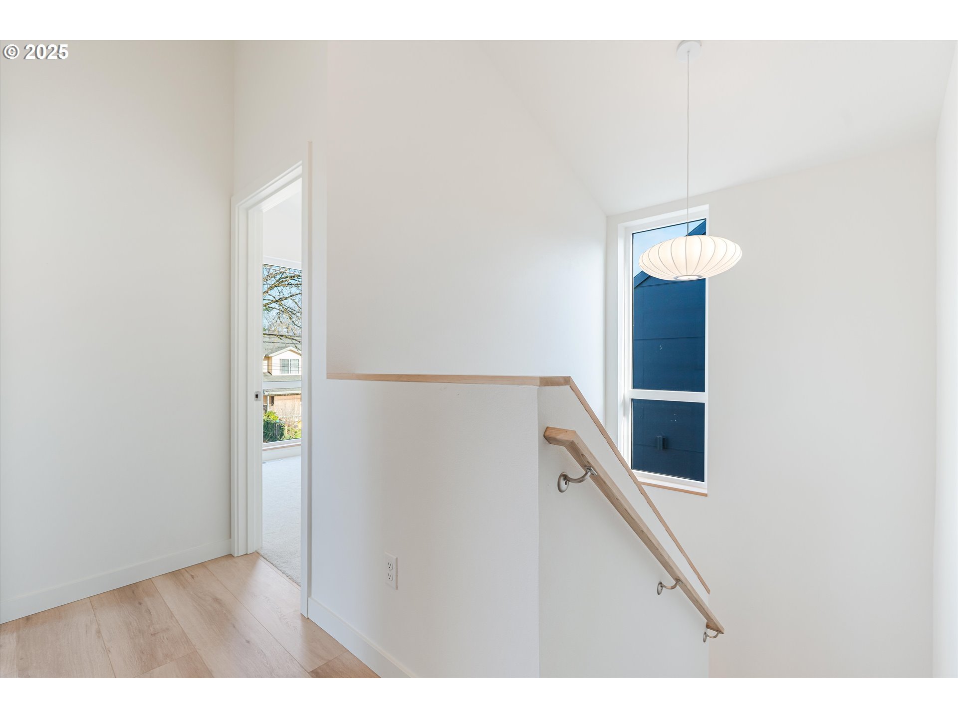 5490 Southeast Boise Street Portland, OR 97206 - Photo 21 of 48 view of an empty room