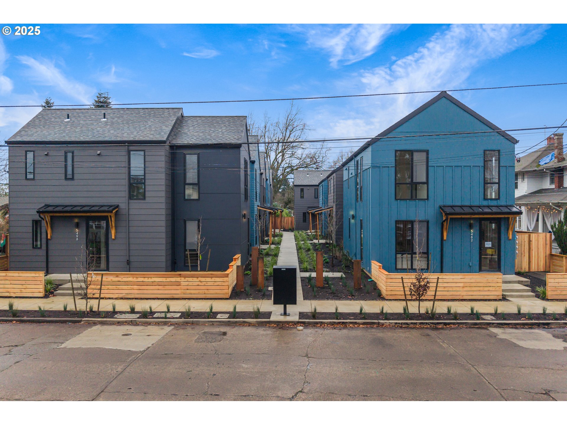 5490 Southeast Boise Street Portland, OR 97206 - Photo 48 of 48 a house with view of outdoor space