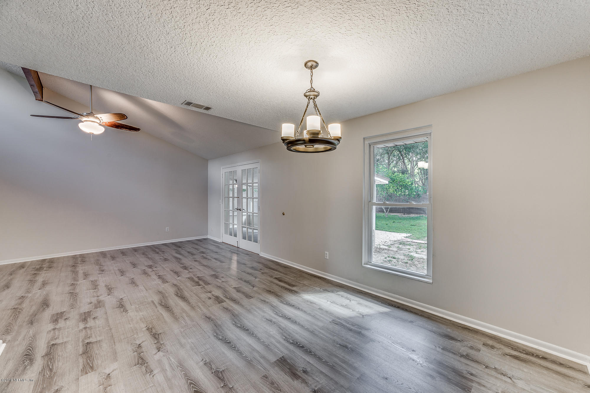 1421 Gately Road Jacksonville, FL 32225 - Photo 13 of 52 Dining Area
