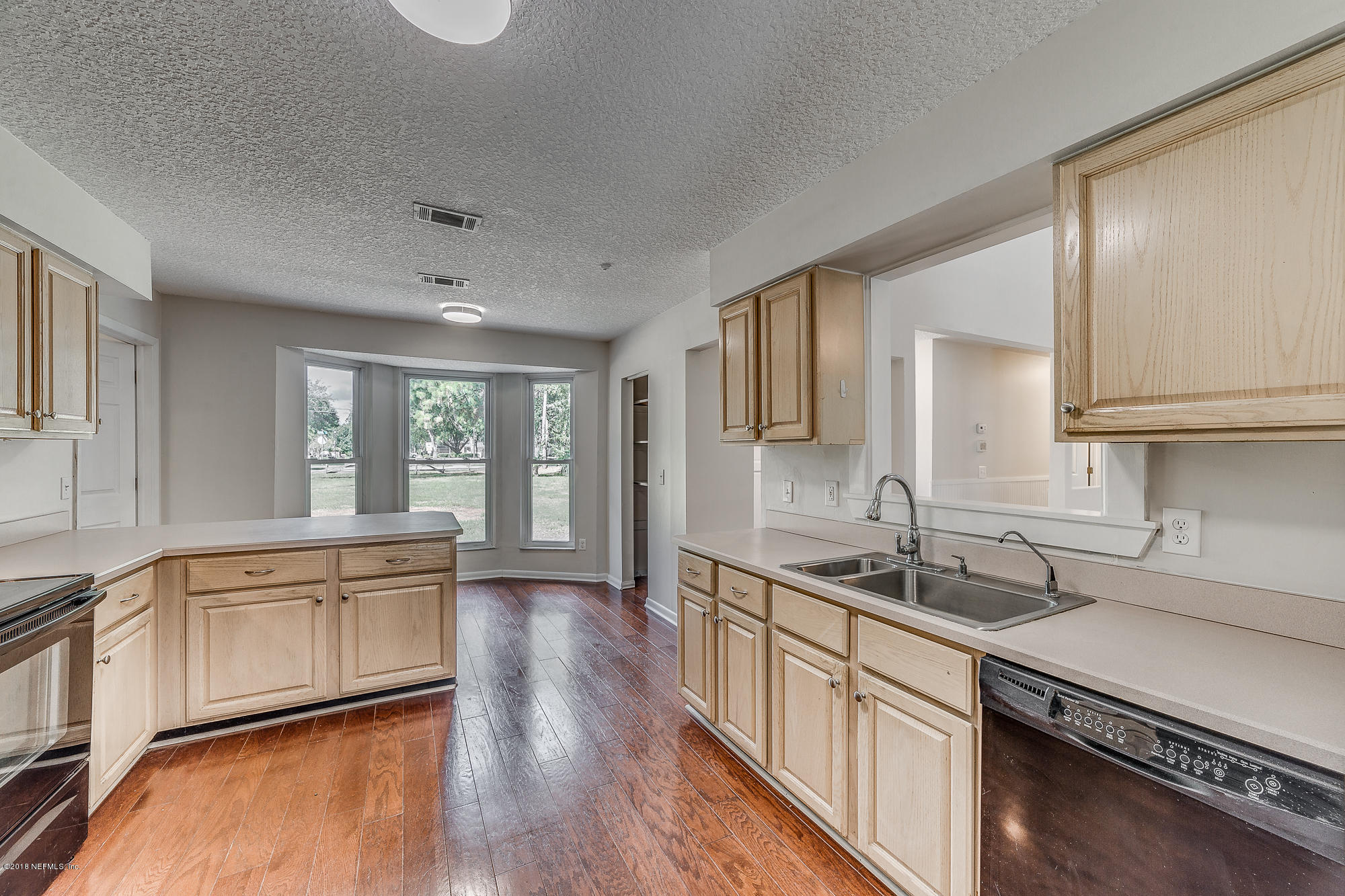 1421 Gately Road Jacksonville, FL 32225 - Photo 18 of 52 Kitchen