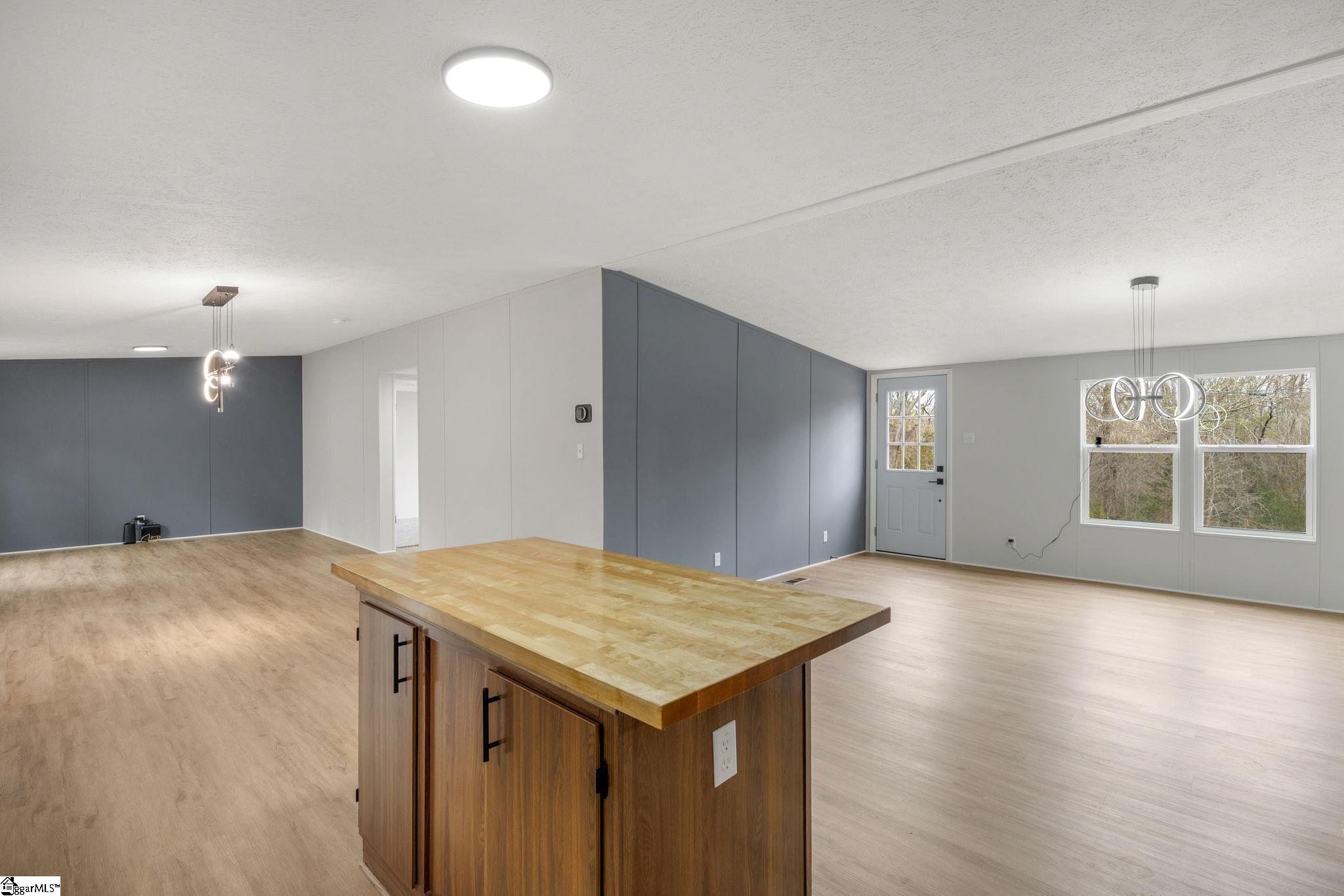 1265 Old Switzer Road Woodruff, SC 29388 - Photo 22 of 31