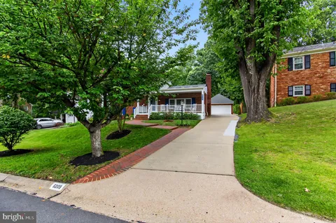 $1,450,000 | 6209 Redwing Court, Bethesda, MD 20817