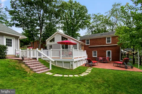 $1,450,000 | 6209 Redwing Court, Bethesda, MD 20817