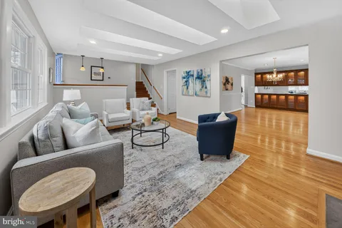 $1,450,000 | 6209 Redwing Court, Bethesda, MD 20817