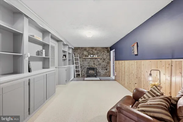 $499,900 | 132 Bedrock Lane, Berryville, VA 22611