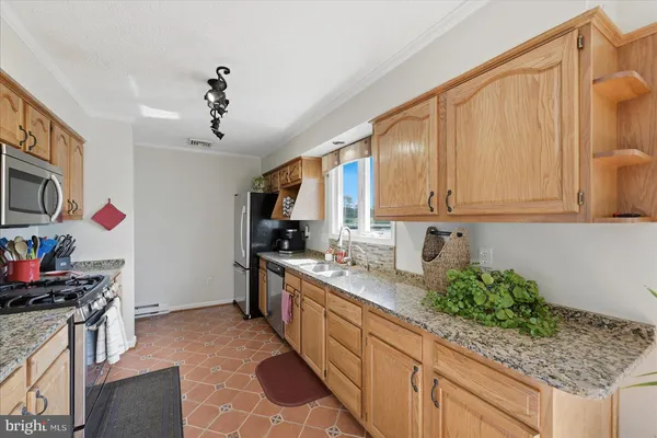 $499,900 | 132 Bedrock Lane, Berryville, VA 22611