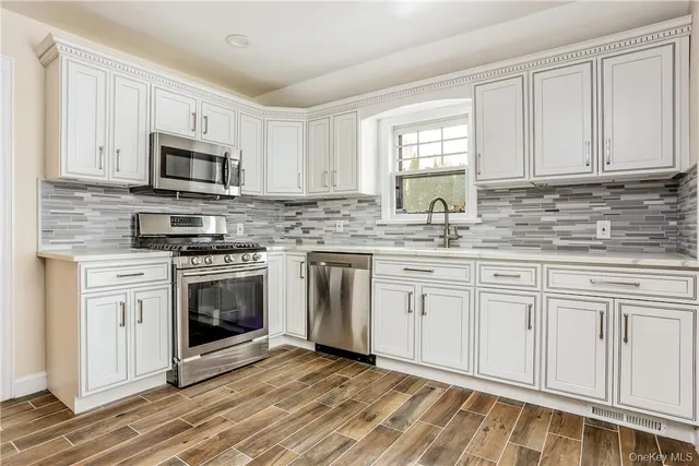 $6,200 | 145 Johnson Road, Scarsdale, NY 10583