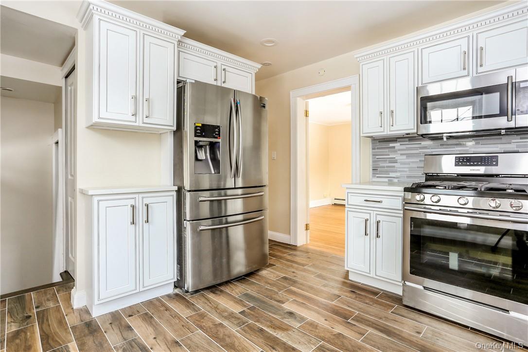 145 Johnson Road Scarsdale, NY 10583 - Photo 9 of 21 New stainless steel appliances