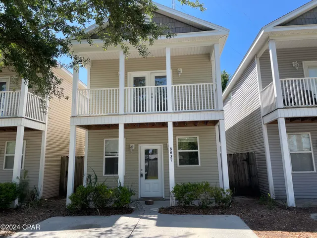 $1,800 | 8637 Marlin Place, Panama City, FL 32408