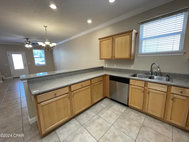 $1,800 | 8637 Marlin Place, Panama City, FL 32408