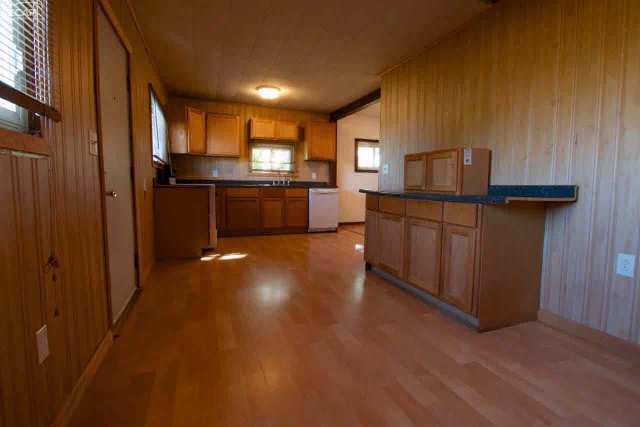 3169 West Stanley Road Mount Morris, MI 48458 - Photo 9 of 19 21216439-8.JPG