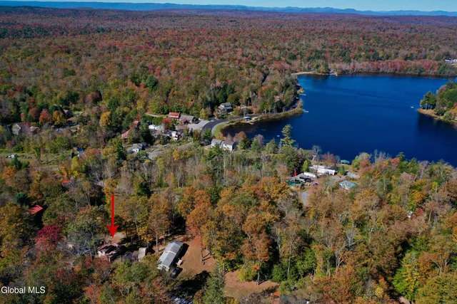 $155,000 | 8 Park Avenue, Greenfield, NY 12850