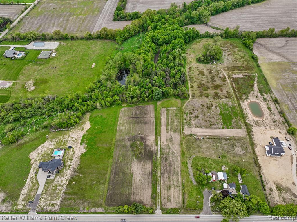 65577 Romeo Plank Road Ray, MI 48096 - Photo 3 of 44