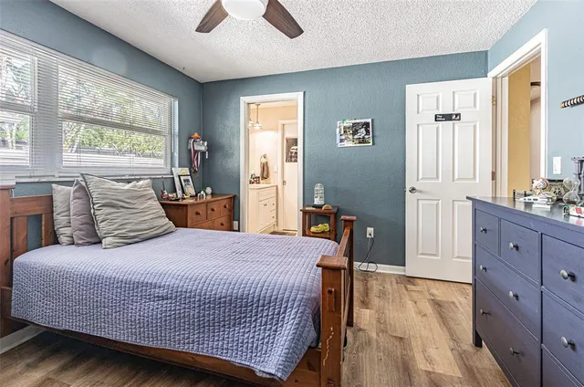 $580,000 | 936 Highview Drive, Palm Harbor, FL 34683