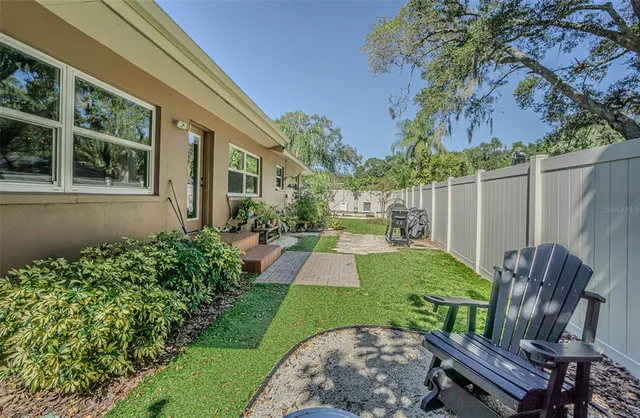 $580,000 | 936 Highview Drive, Palm Harbor, FL 34683