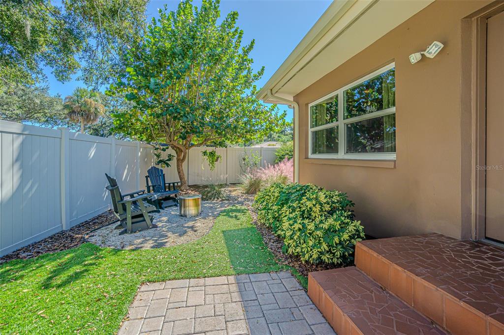 936 Highview Drive Palm Harbor, FL 34683 - Photo 39 of 52