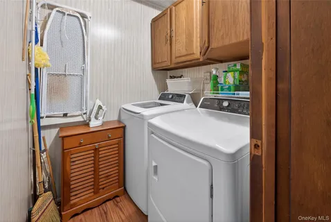 $419,999 | 203 Lyman Road, East Patchogue, NY 11772