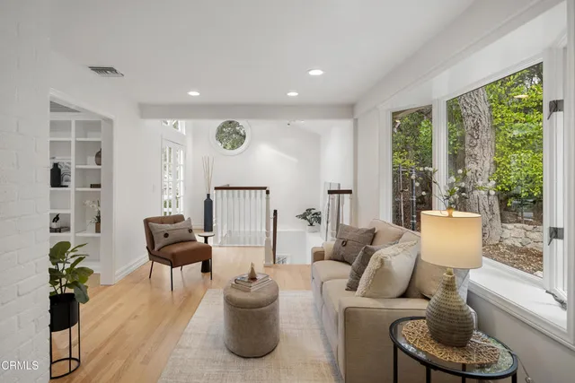 $1,699,000 | 3232 Vickers Drive, Glendale, CA 91208