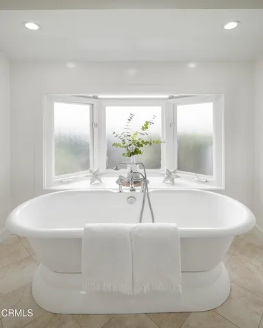 $1,699,000 | 3232 Vickers Drive, Glendale, CA 91208