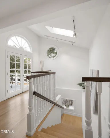 $1,699,000 | 3232 Vickers Drive, Glendale, CA 91208