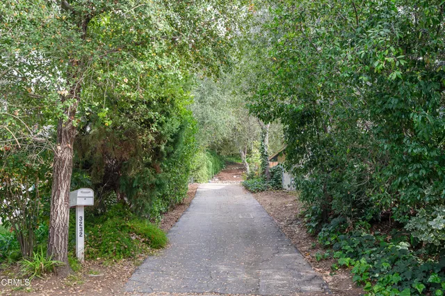 $1,699,000 | 3232 Vickers Drive, Glendale, CA 91208