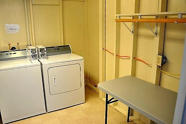2812 Wichita Street, Unit 6 Houston, TX 77004 - Photo 14 of 15 a utility room with dryer and washer