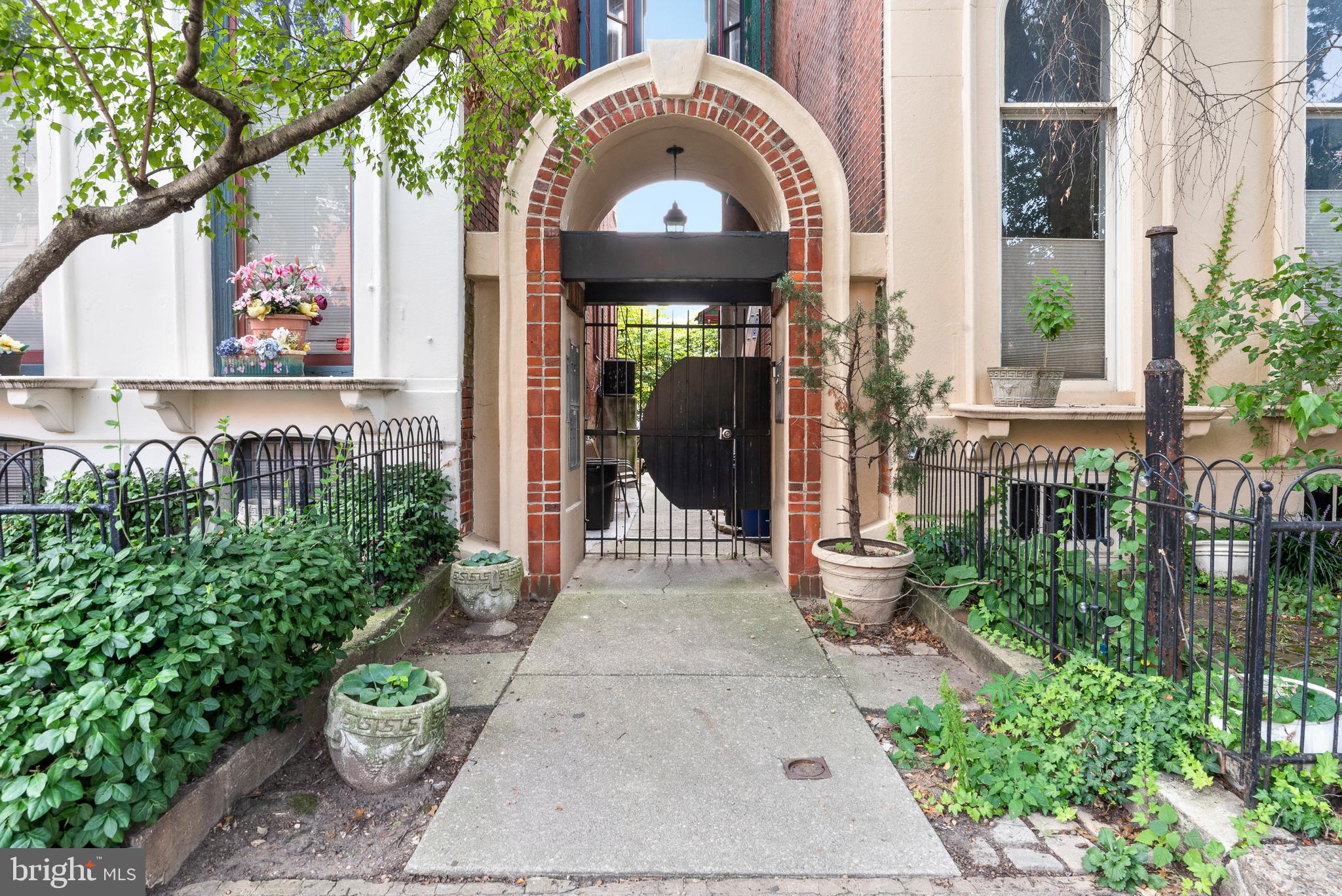 1928 Spring Garden Street, Unit 4 Philadelphia, PA 19130 - Photo 2 of 30