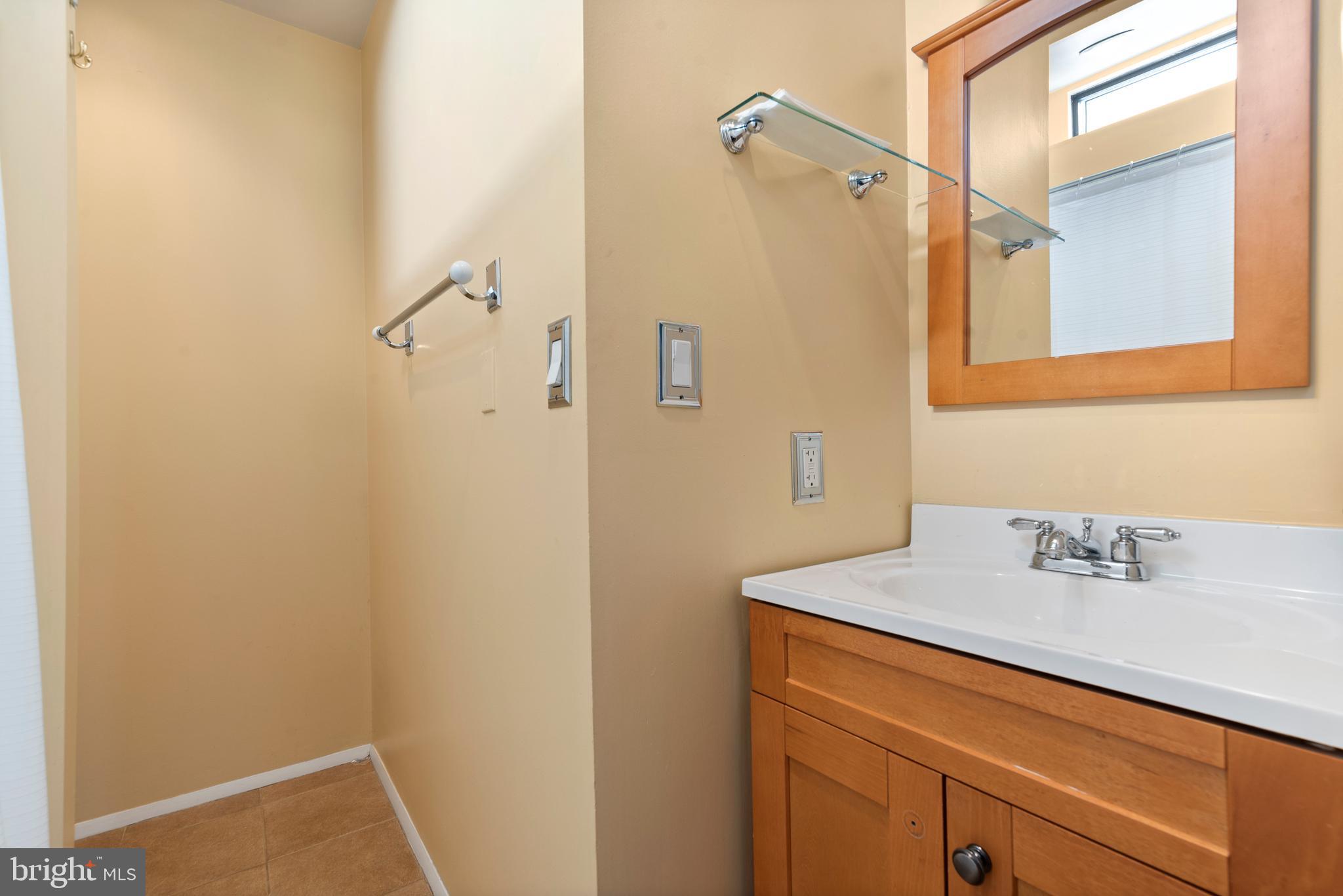 1928 Spring Garden Street, Unit 4 Philadelphia, PA 19130 - Photo 20 of 30