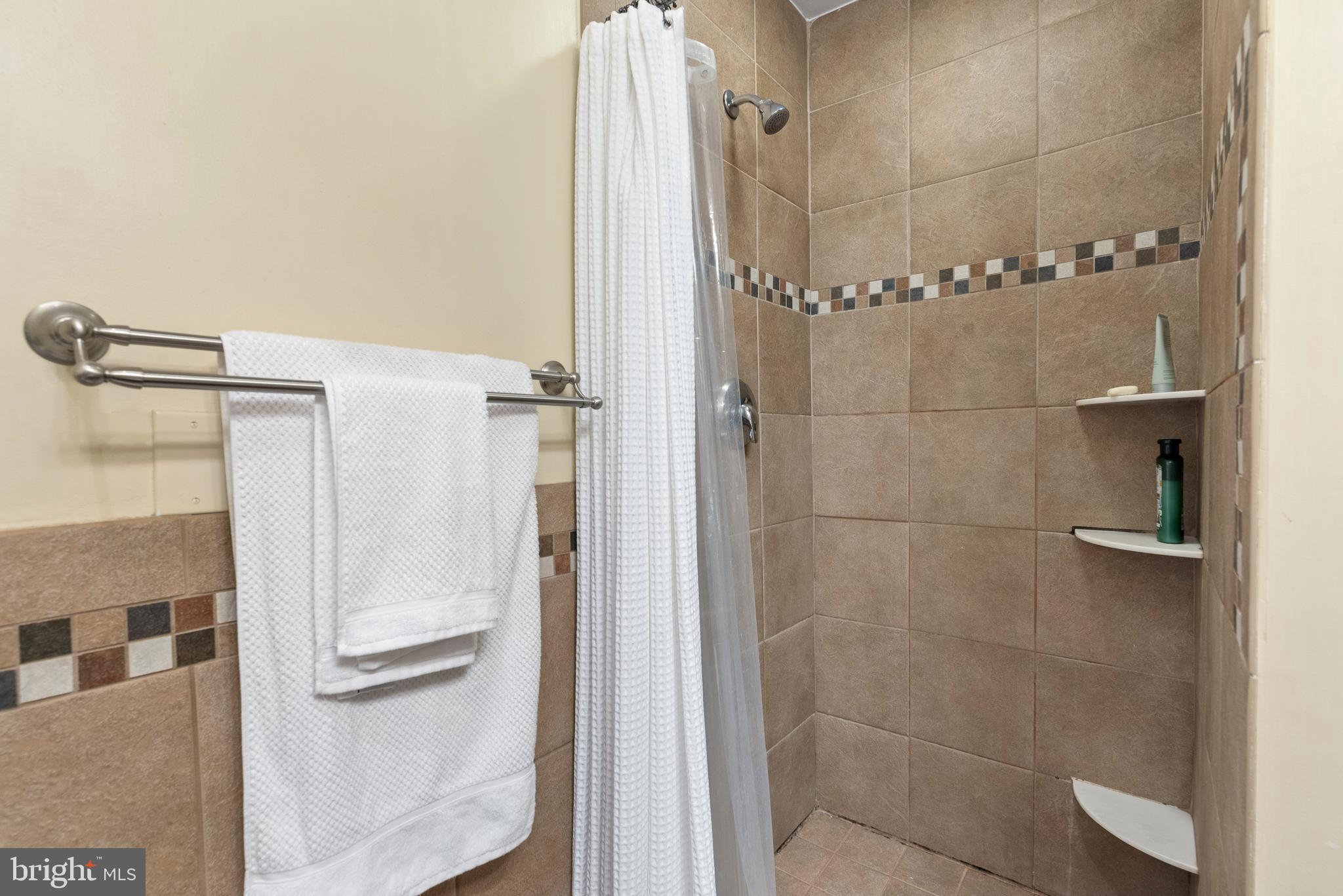 1928 Spring Garden Street, Unit 4 Philadelphia, PA 19130 - Photo 25 of 30