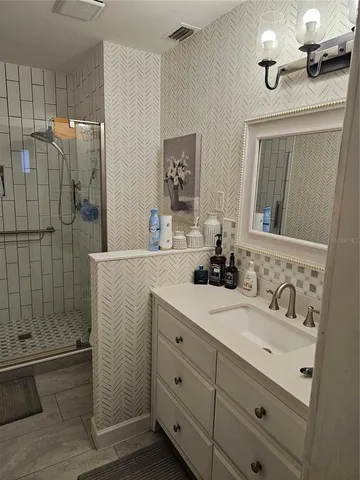 $2,000 | 3300 Loveland Boulevard, Unit 1001, Punta Gorda, FL 33980