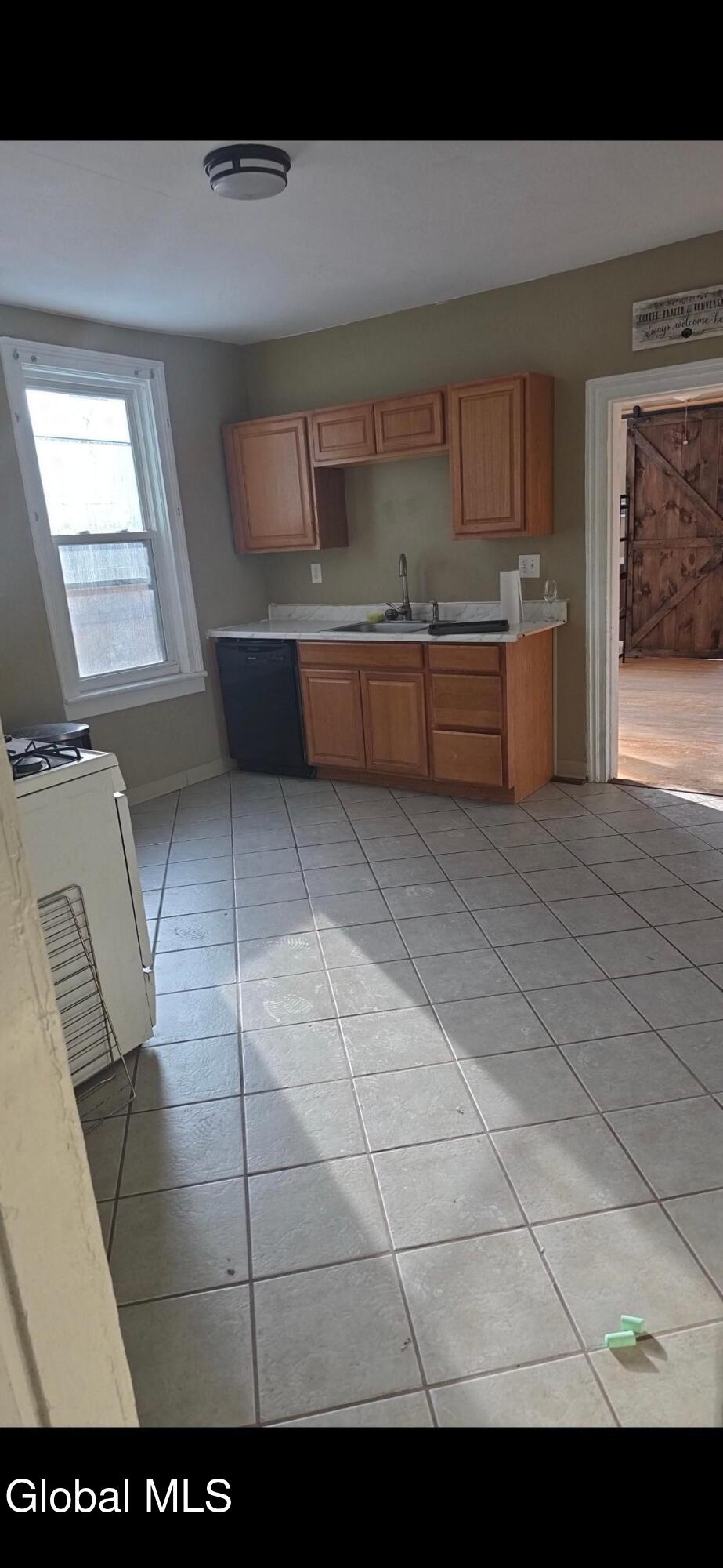 112 2nd Avenue Troy, NY 12180 - Photo 5 of 6 kitchen1122