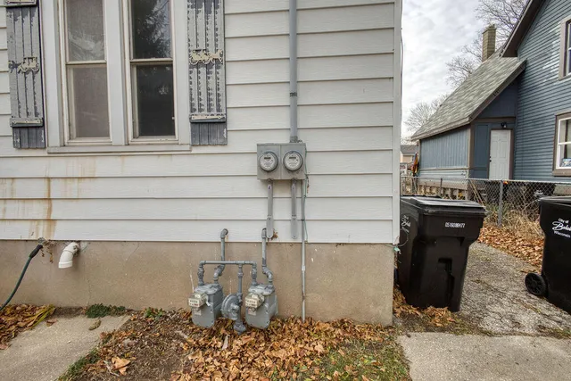 $139,900 | 1212 8th Street, Beloit, WI 53511