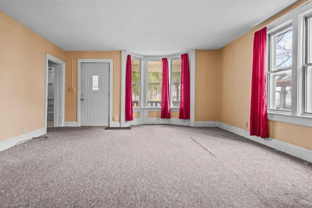 $139,900 | 1212 8th Street, Beloit, WI 53511