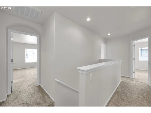 $399,900 | 5298 Wales Drive, Eugene, OR 97402
