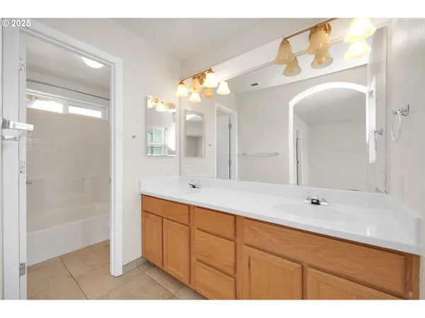 $399,900 | 5298 Wales Drive, Eugene, OR 97402