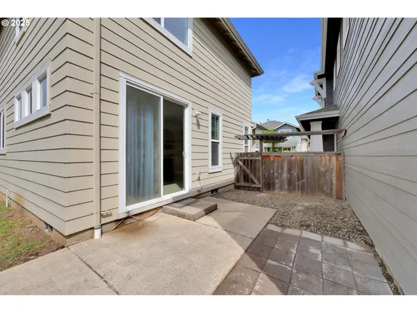 $399,900 | 5298 Wales Drive, Eugene, OR 97402
