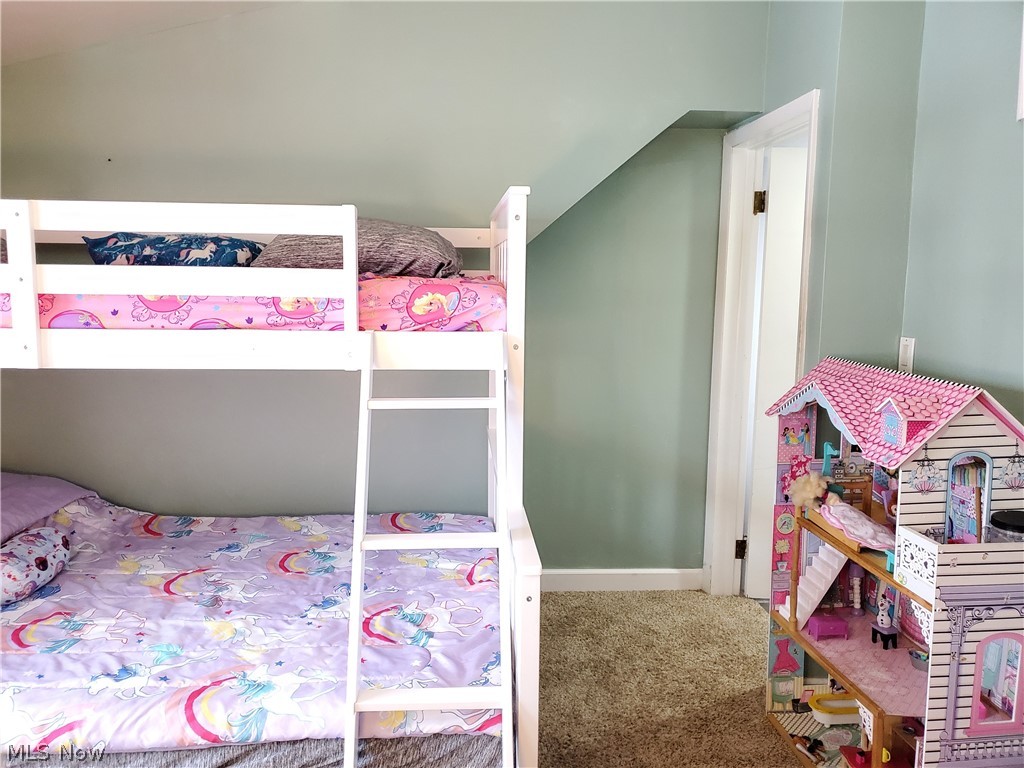 4198 Stilmore Road Cleveland, OH 44121 - Photo 21 of 35