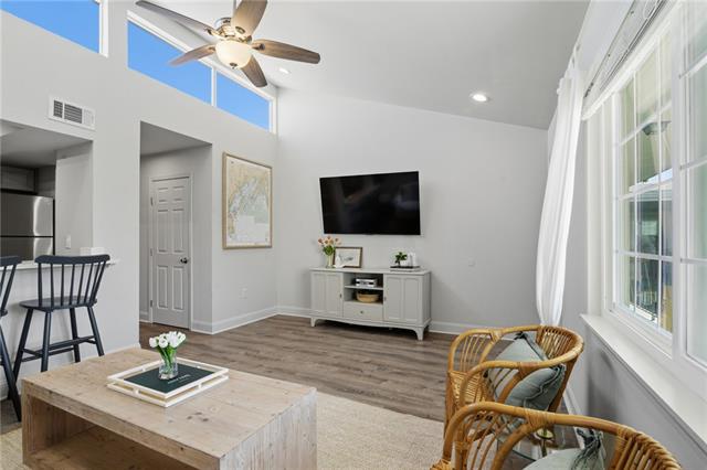 1765 Coliseum Street, Unit 420 New Orleans, LA 70130 - Photo 8 of 27