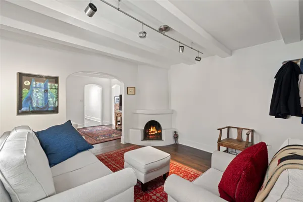 $1,000,000 | 637 East Alameda Street, Santa Fe, NM 87501