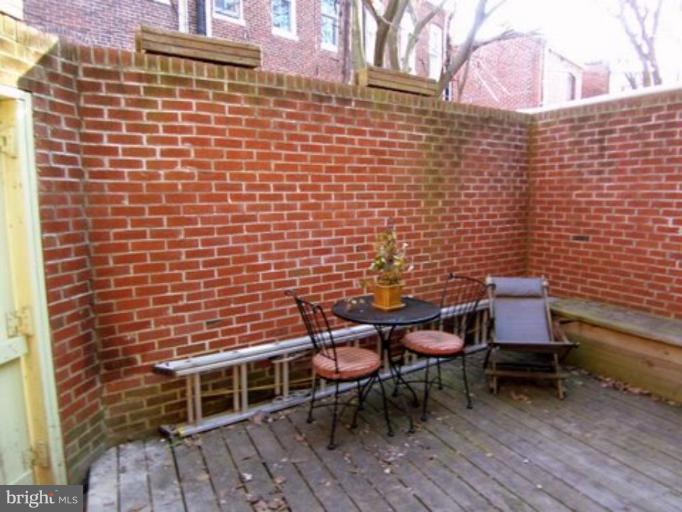333 E Street Southeast Washington, DC 20003 - Photo 9 of 11 Deck