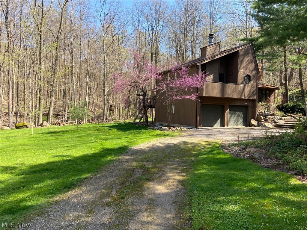 10886 Butternut Road Chesterland, OH 44026 - Photo 2 of 21