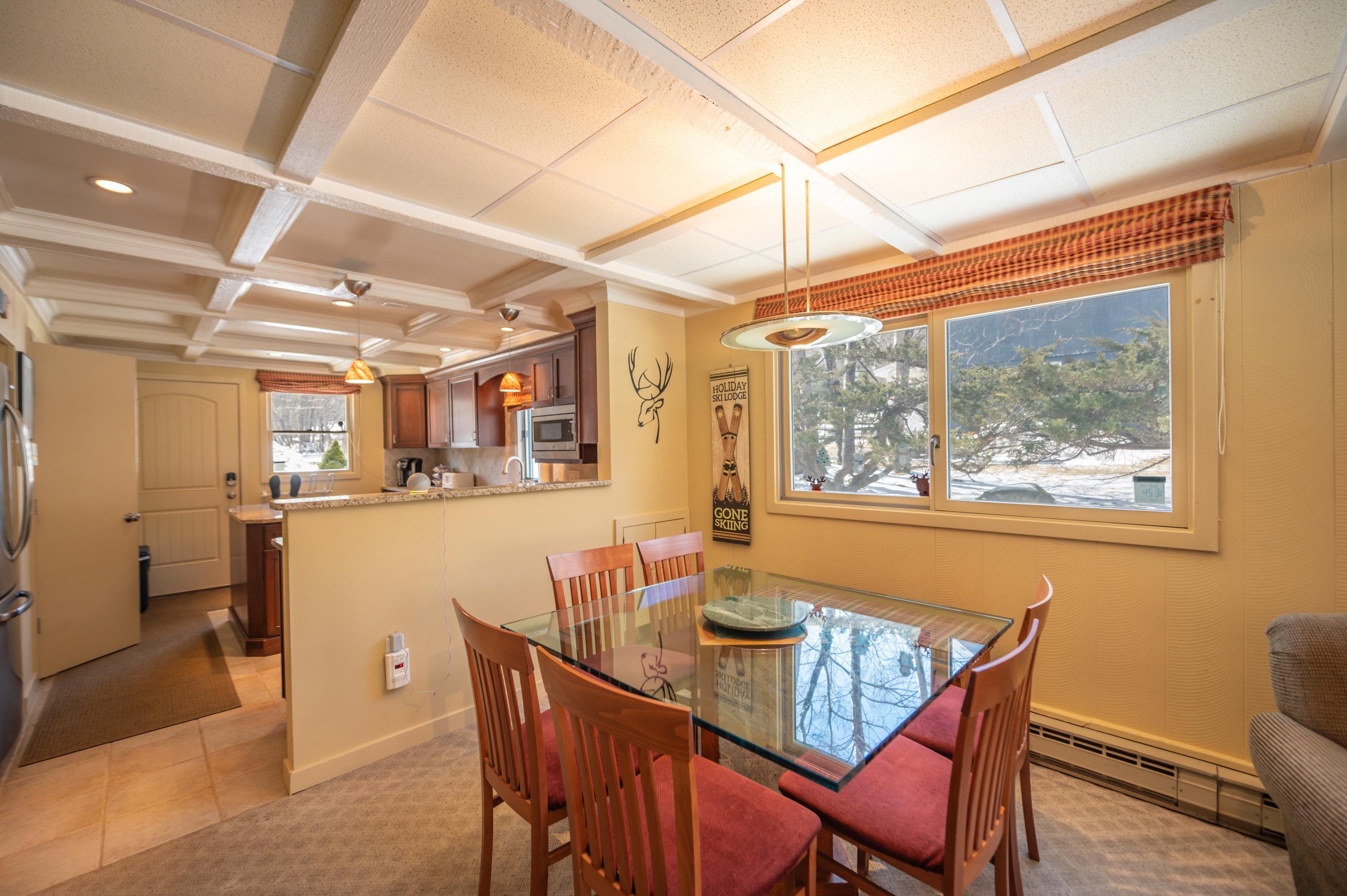 29 A Maple Hl Loop West Dover, VT 05356 - Photo 4 of 18