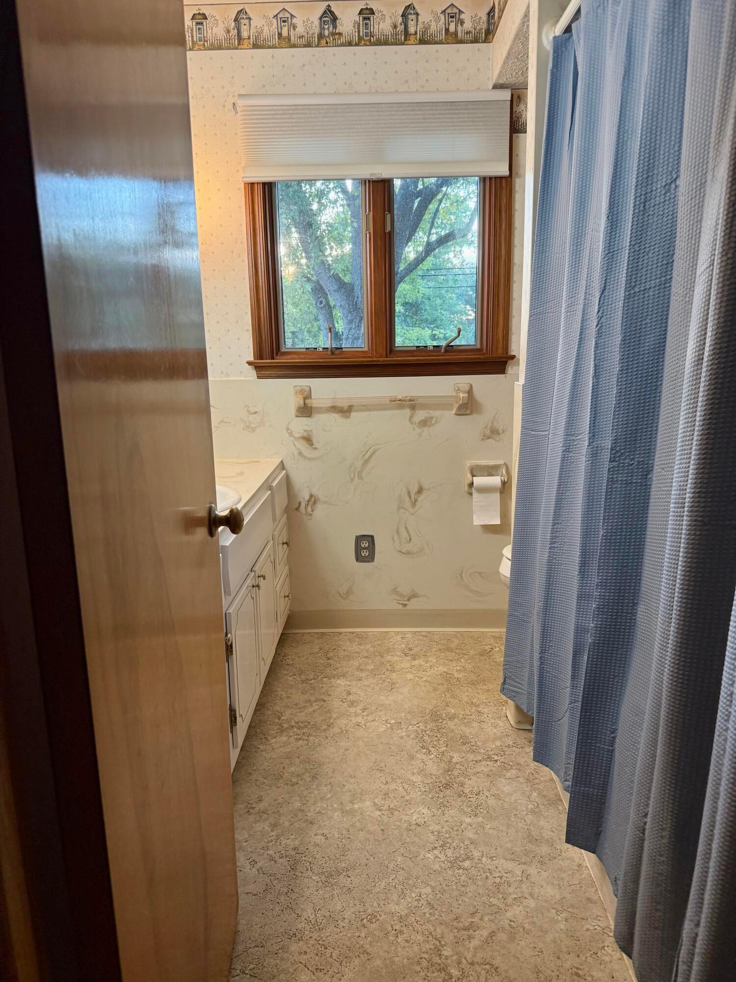 1744 Graham Road Reynoldsburg, OH 43068 - Photo 26 of 37 IMG_9971