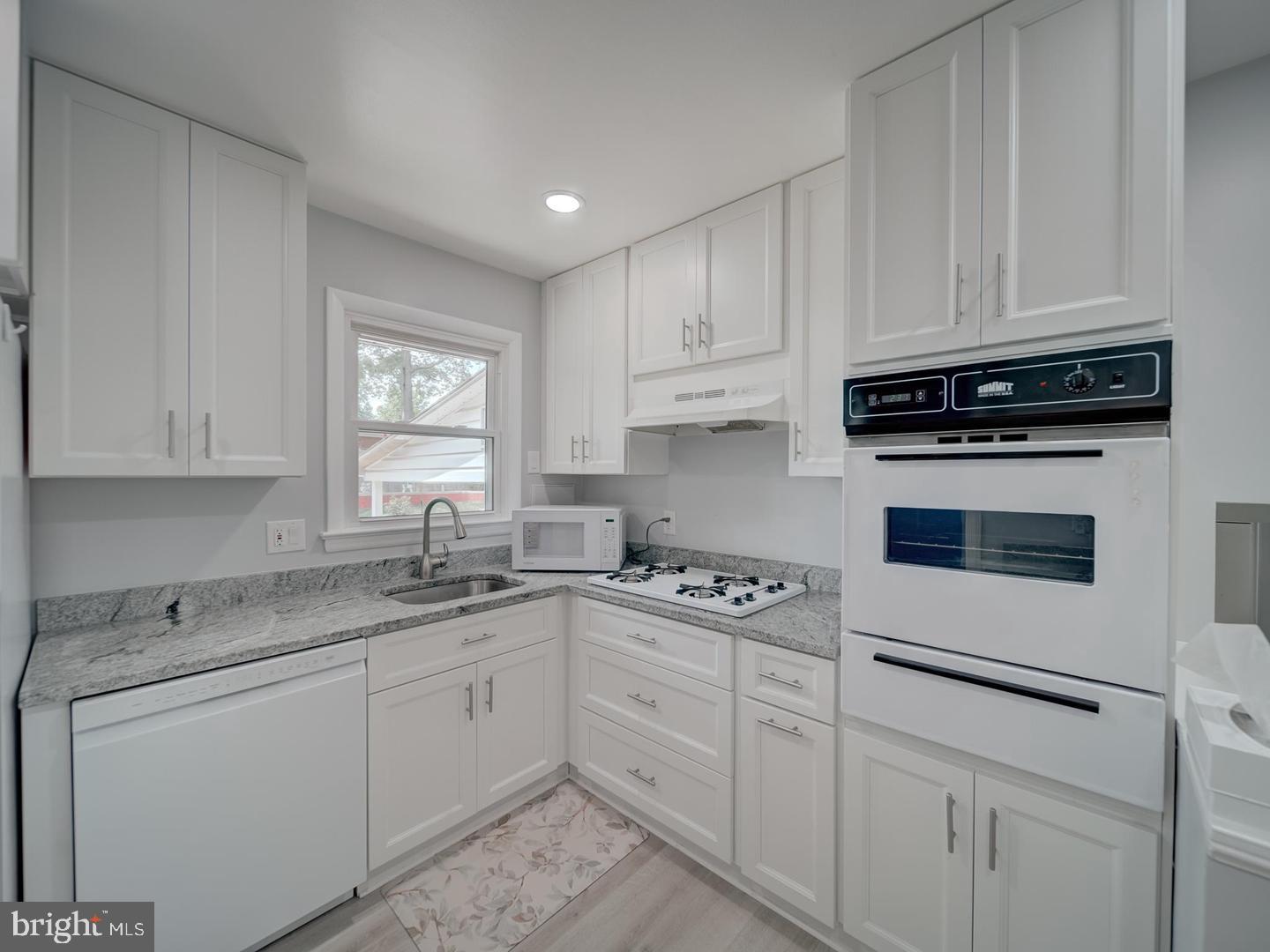 8912 Battery Road Alexandria, VA 22308 - Photo 27 of 50 Gallery Image 27