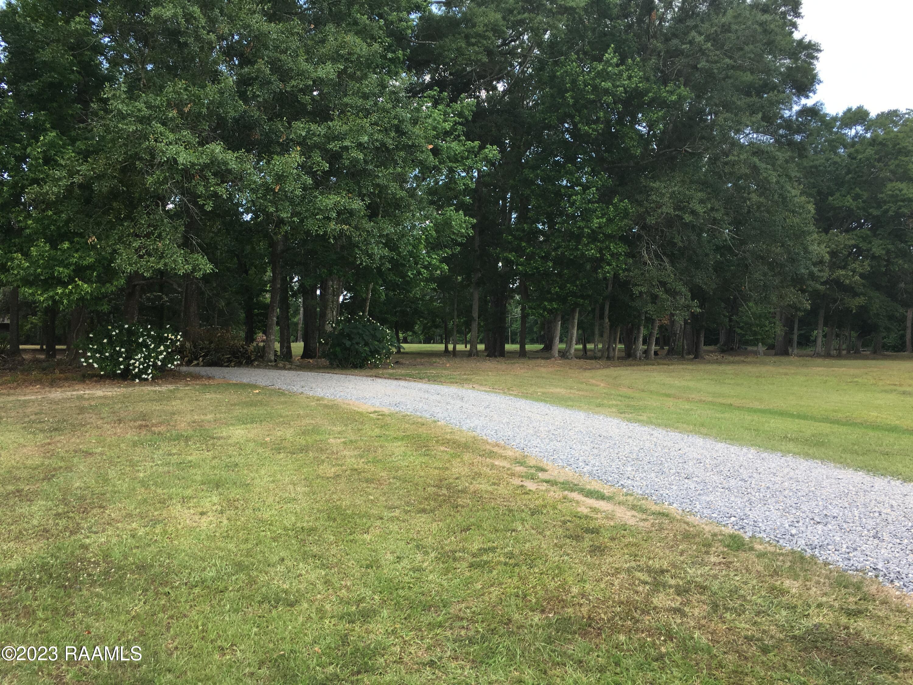 500l Degeyter Road, Unit L Breaux Bridge, LA 70517 - Photo 6 of 48 IMG_5658