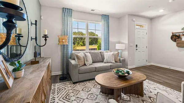 $286,143 | 372 Sound Circle, Stockbridge, GA 30281