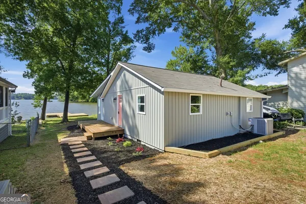 $450,000 | 230 Arrow Point Road, Jackson, GA 30233
